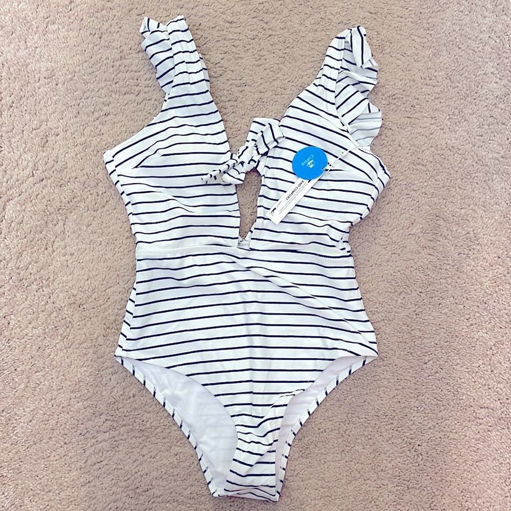 Cupshe one piece, white with navy stripes. Tie front, flutter sleeves